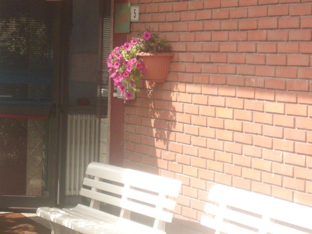 Hotel Lombardia Seveso Extérieur photo