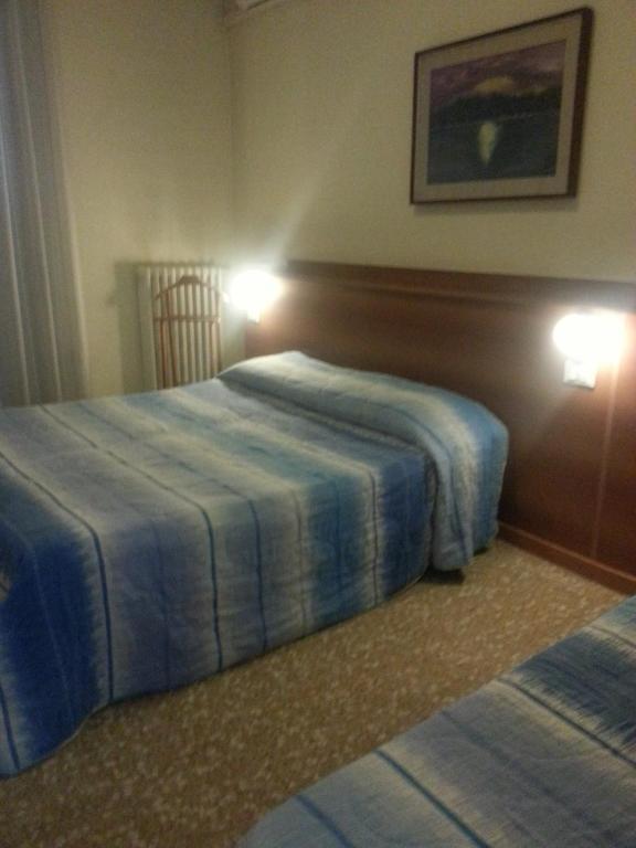 Hotel Lombardia Seveso Extérieur photo