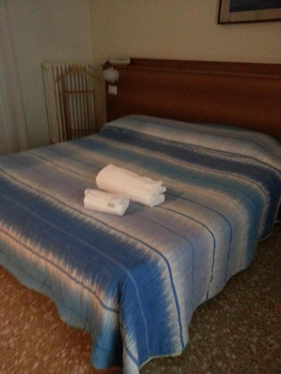 Hotel Lombardia Seveso Chambre photo