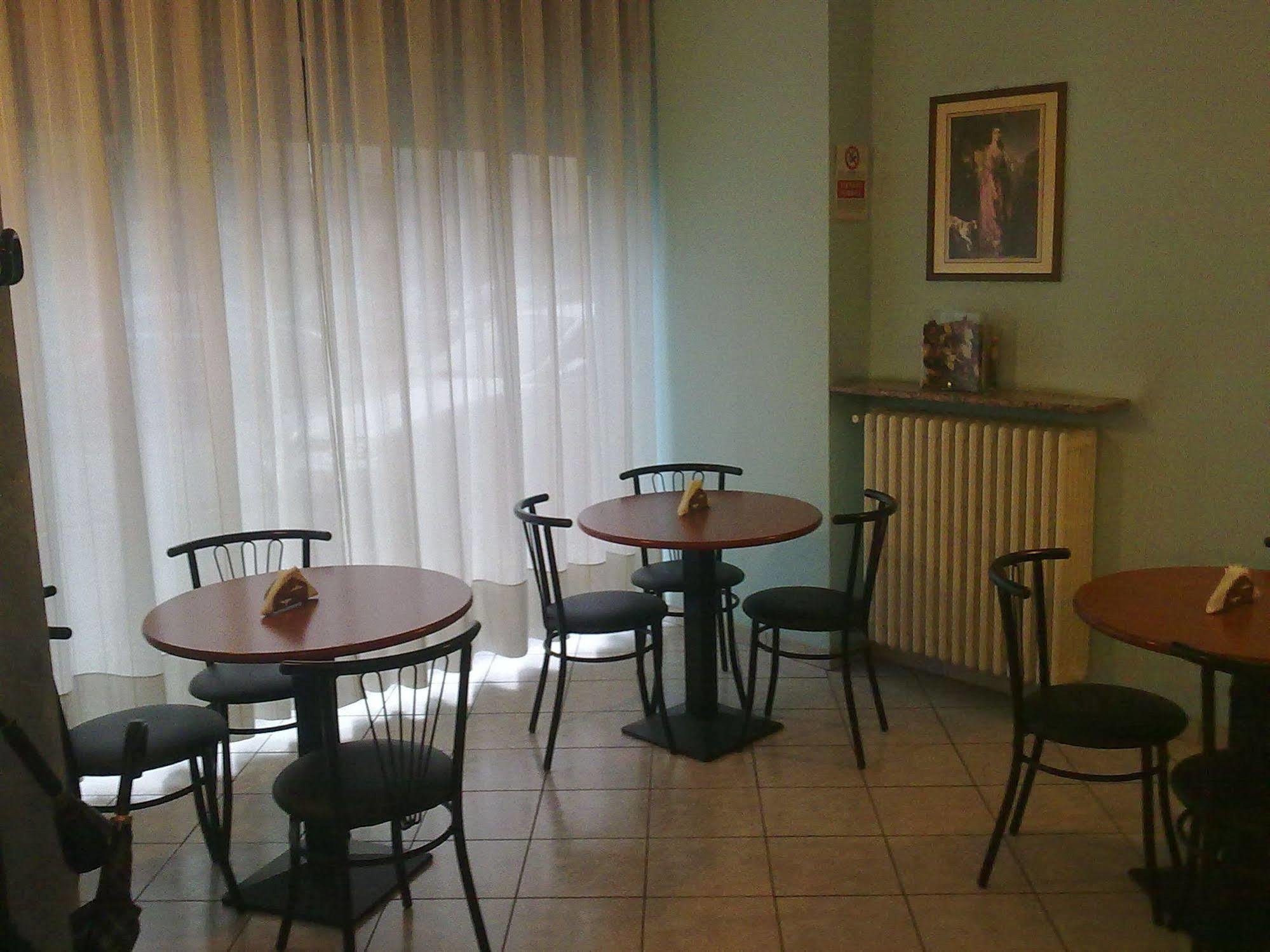 Hotel Lombardia Seveso Extérieur photo